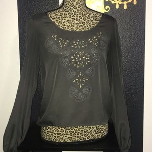 Gorgeous cutout long sleeve blouse top! 😍